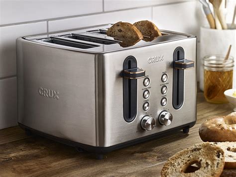 If you’re a bread connoisseur and plan on toasting lots of oblong loaves, the unique design of the O ster <b>4</b>-<b>Slice</b> Long-Slot <b>Toaster</b> will be just the thing. . Best 4 slice toasters